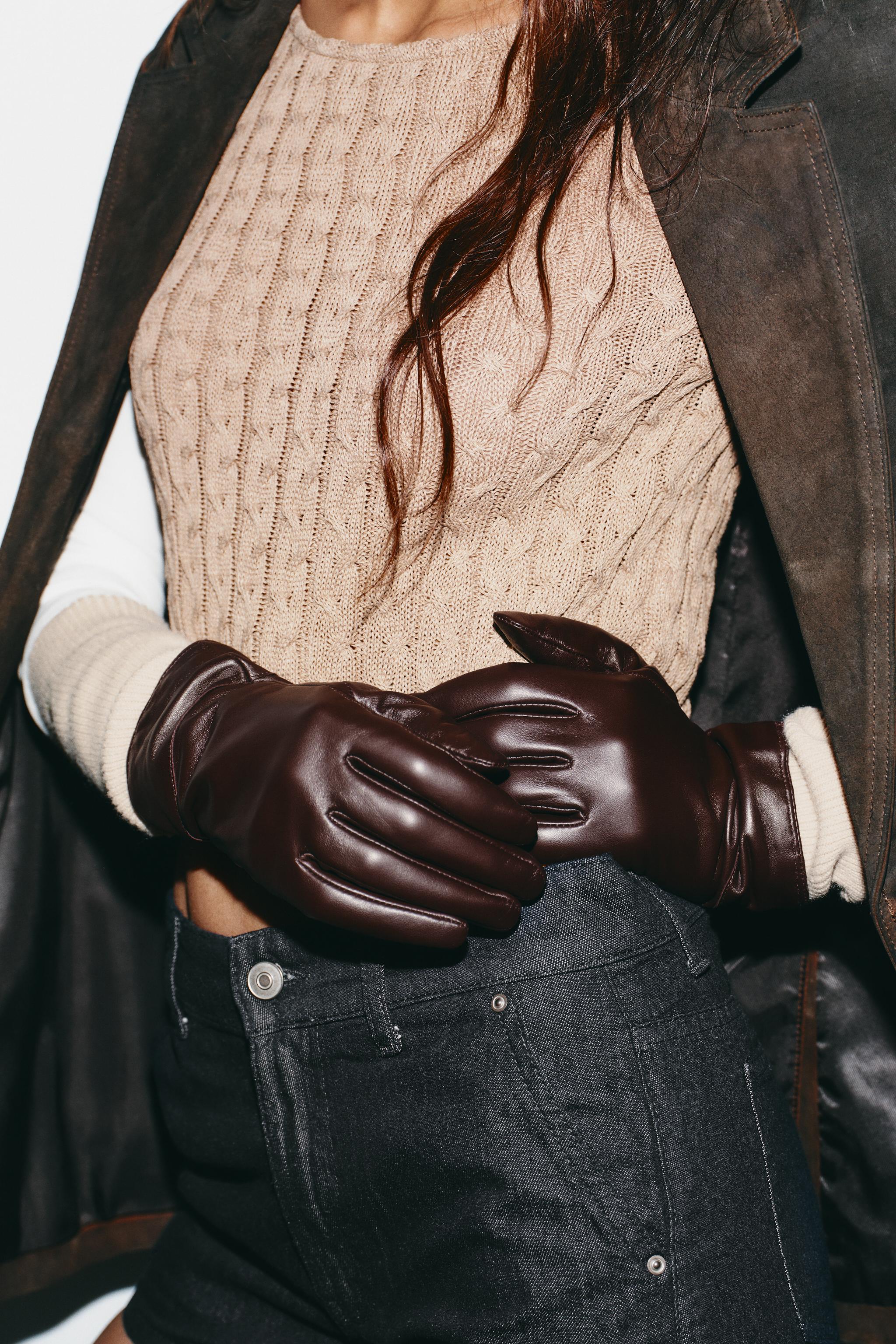 CONTRASTING LEATHER GLOVES WITH FLORAL EMBROIDERY